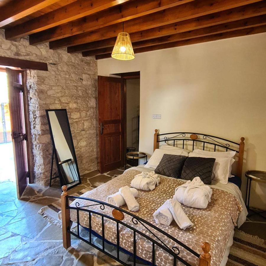 The Stonehouse Suites With Private Bath Spas Lemesos Exteriér fotografie