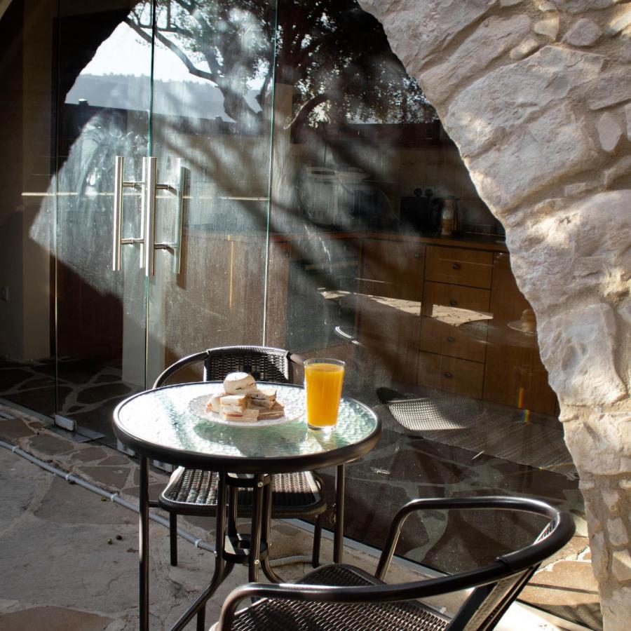 The Stonehouse Suites With Private Bath Spas Lemesos Exteriér fotografie
