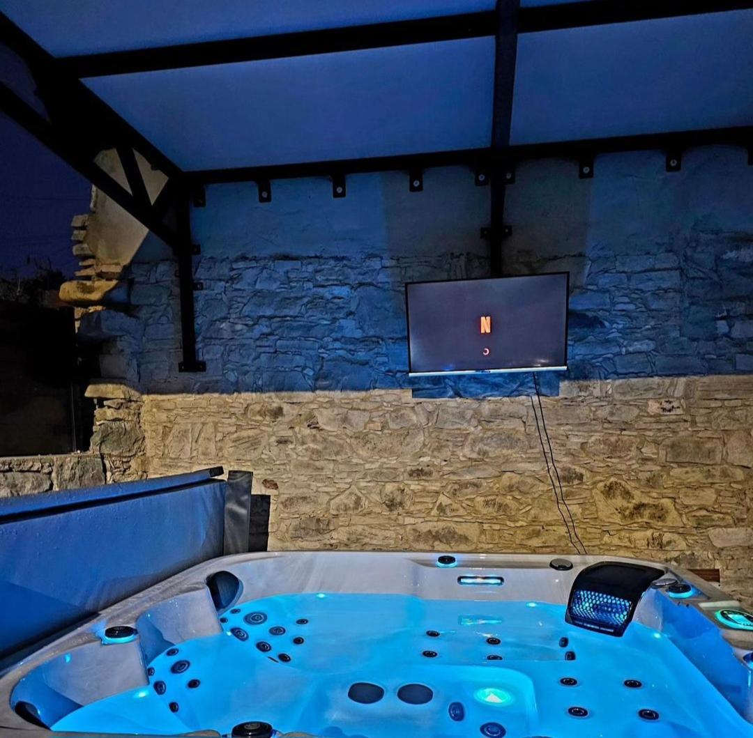 The Stonehouse Suites With Private Bath Spas Lemesos Exteriér fotografie