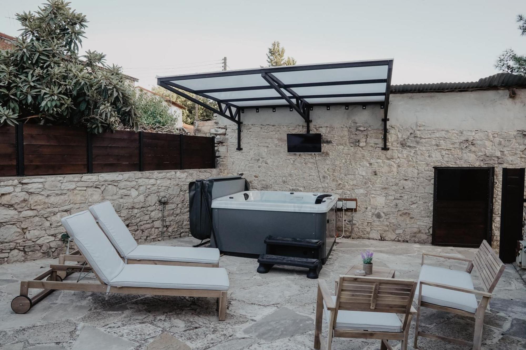 The Stonehouse Suites With Private Bath Spas Lemesos Exteriér fotografie