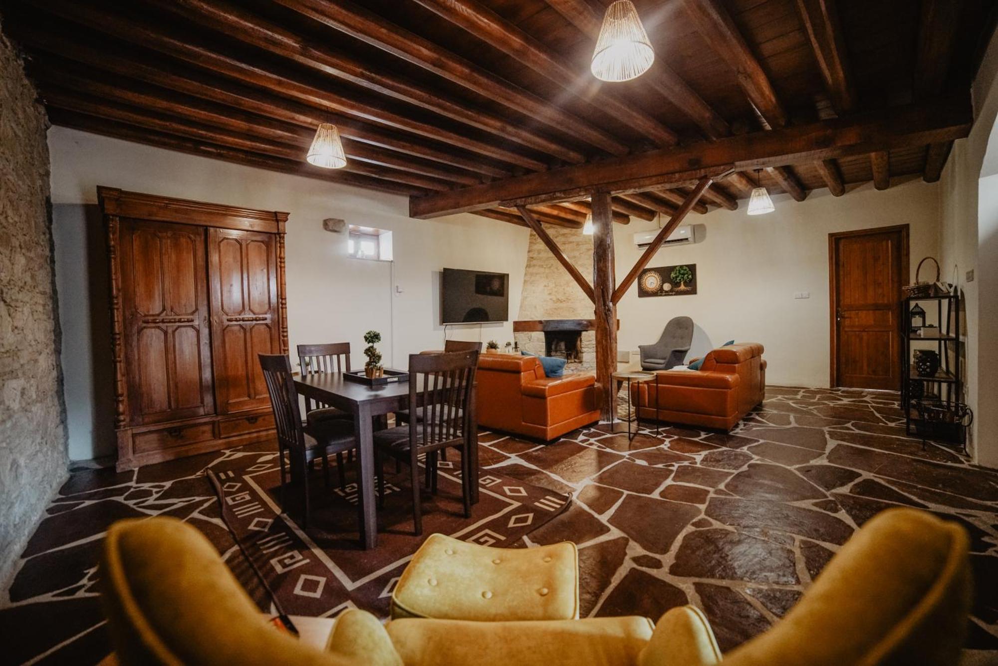 The Stonehouse Suites With Private Bath Spas Lemesos Exteriér fotografie