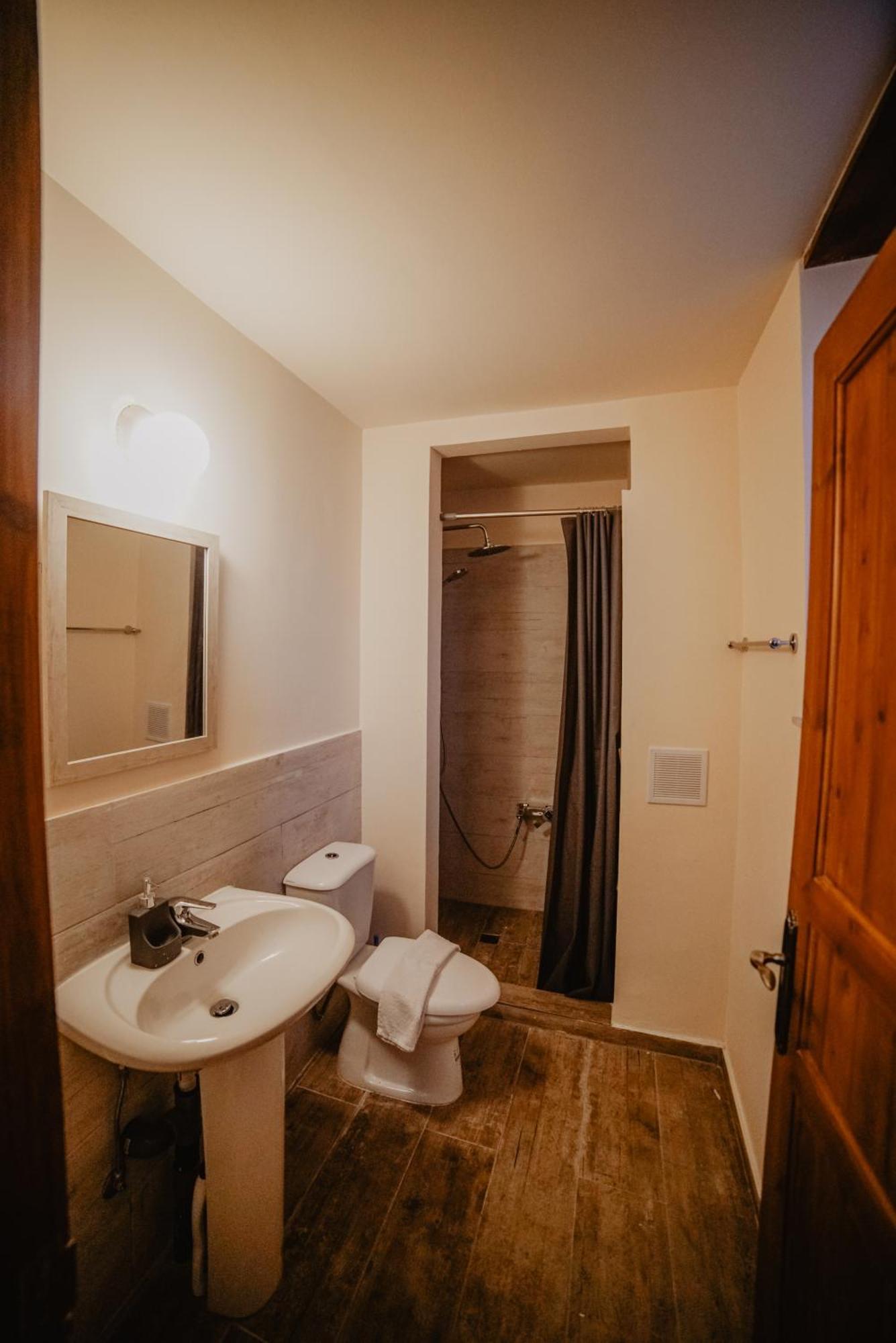 The Stonehouse Suites With Private Bath Spas Lemesos Pokoj fotografie